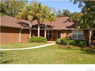 106 E Fairpoint Dr, Gulf Breeze, FL 32561