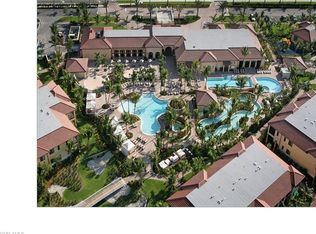 1045 Sandpiper St, Naples, FL 34112