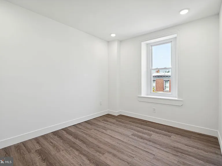 5164 Ridge Ave #2 — Photo 9