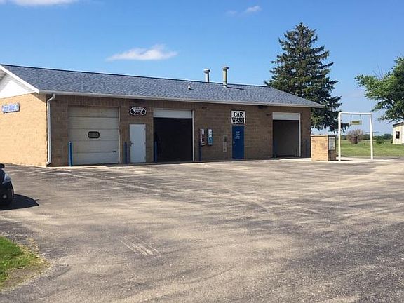 3rd image of 148 Kienow Dr