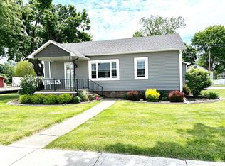 104 E Mentor St, Kouts, IN 46347