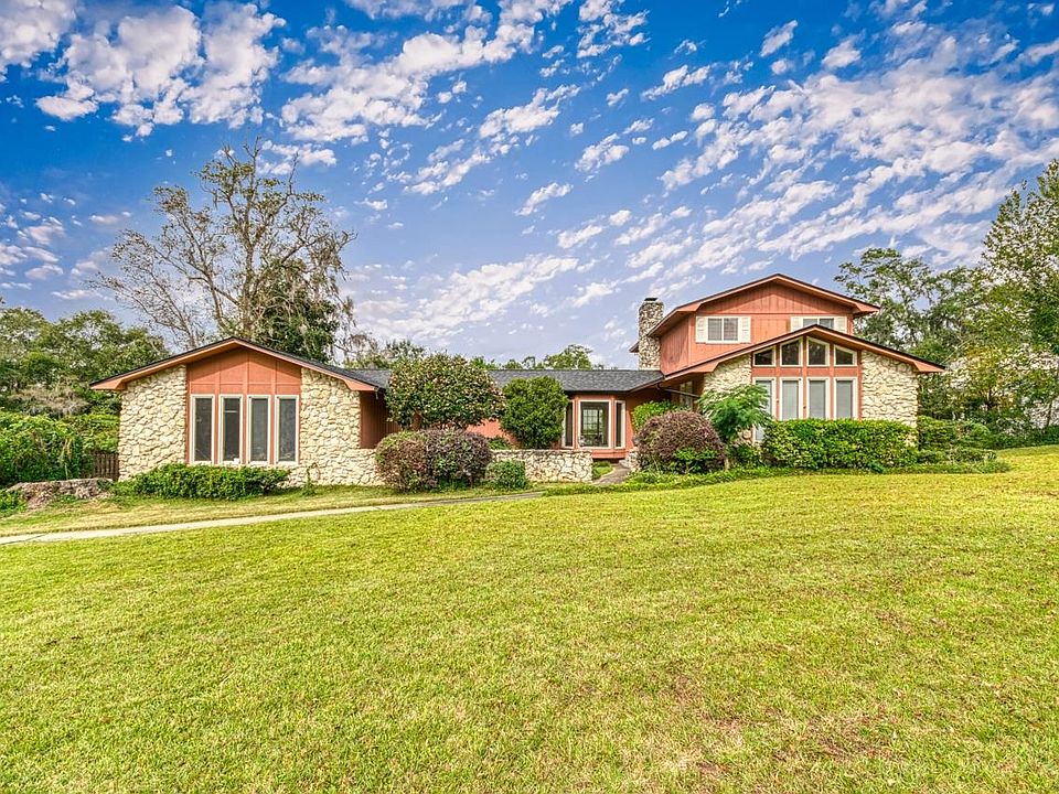 1st image of 3838 Longford Dr