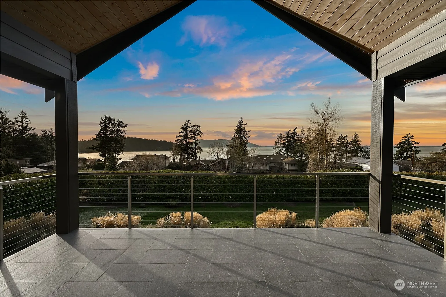 873 Chuckanut Drive photo 1