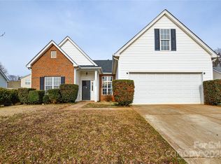 16220 Circlegreen Dr, Charlotte, NC 28273