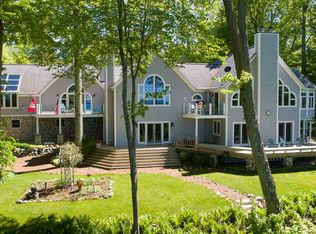 5081 Chippewa Dr, Harbor Springs, MI 49740