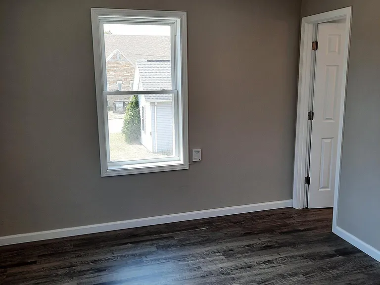 2115 1/2 E Main St #2 — Photo 12