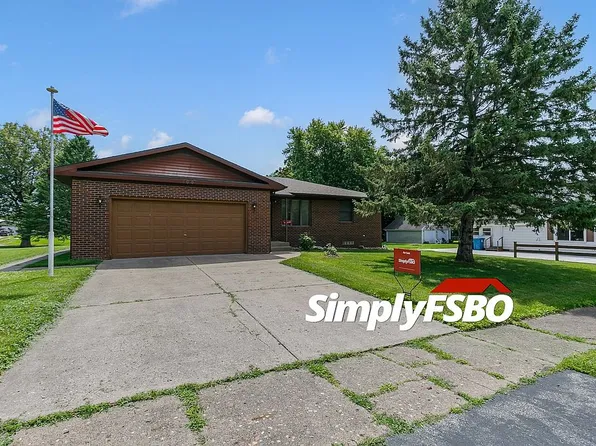 304 1st Ave, Sherrard, IL 61281