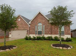 107 Crown Point Ct, Magnolia, TX 77354