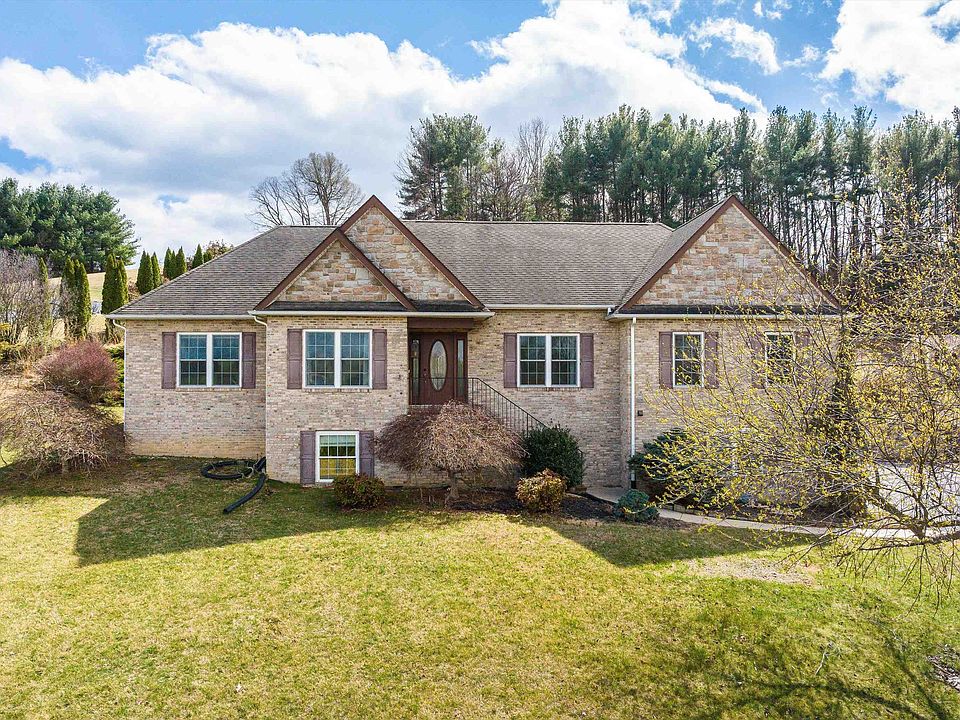1st image of 81 Cedar Creek Ln