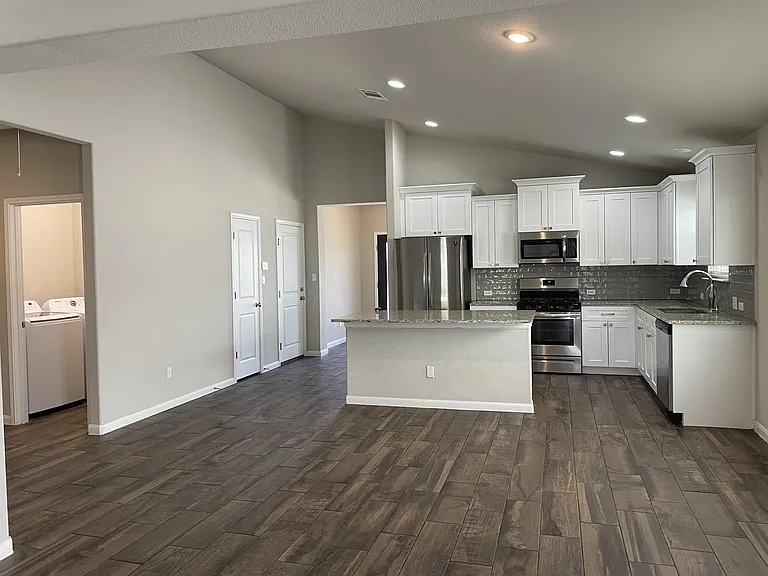248 Falling Star Ln — Photo 7