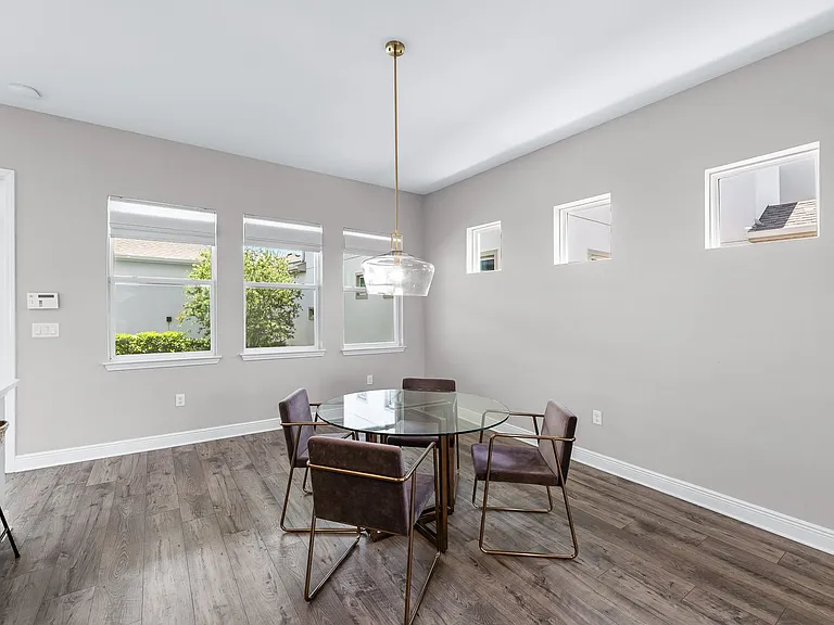 10129 Pearson Ave — Photo 9