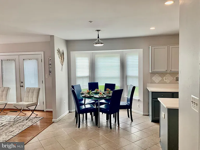 2104 Sayan Ct — Photo 16