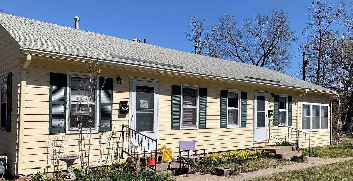 Exterior - 646 Maine St