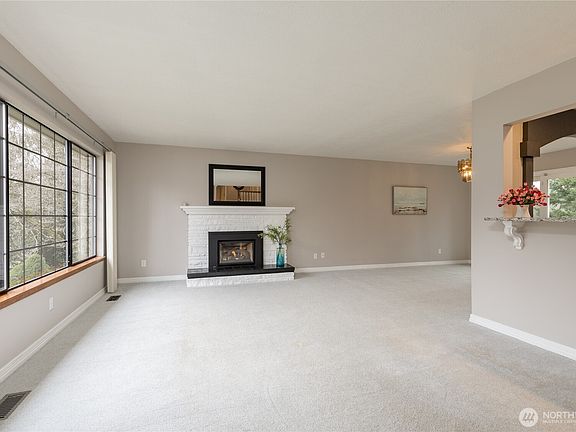 5th image of 14203 SE 179th Place