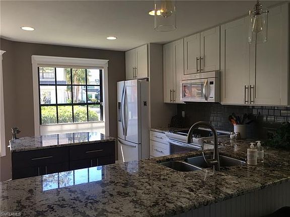 5th image of 800 Meadowland Dr APT G