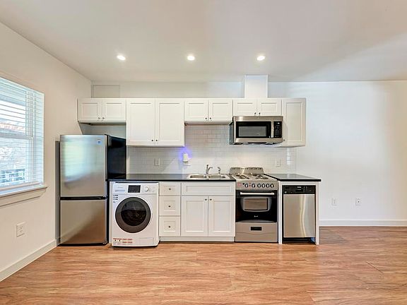 5th image of 306 E 30th St APT 3