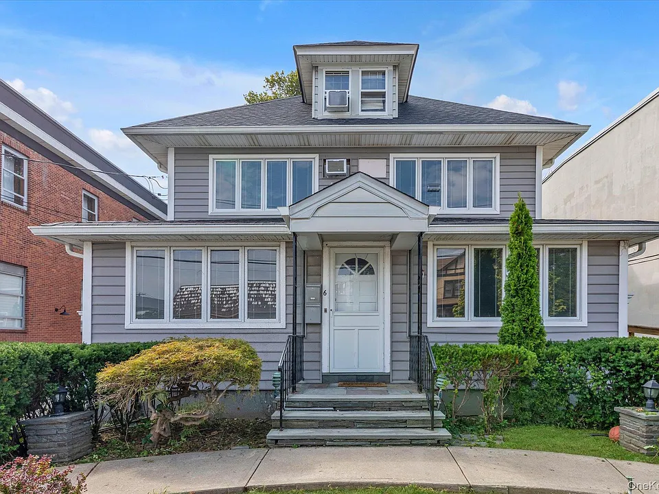 6 Franklin Ave #LOWER