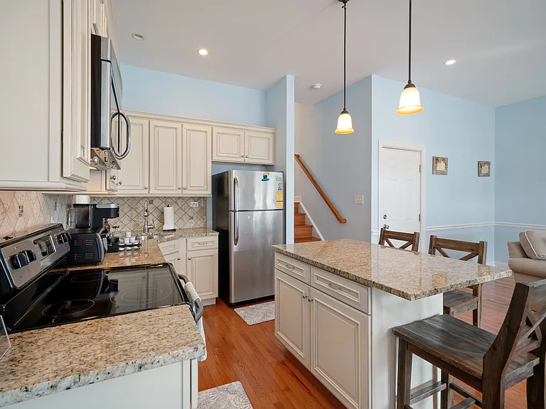 2720 Asbury Ave #1 — Photo 24