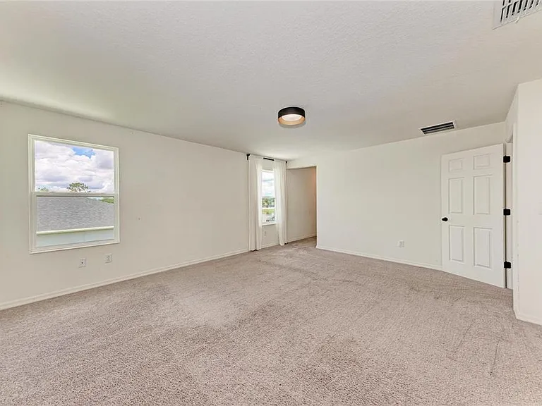 5826 143rd Ct E — Photo 26