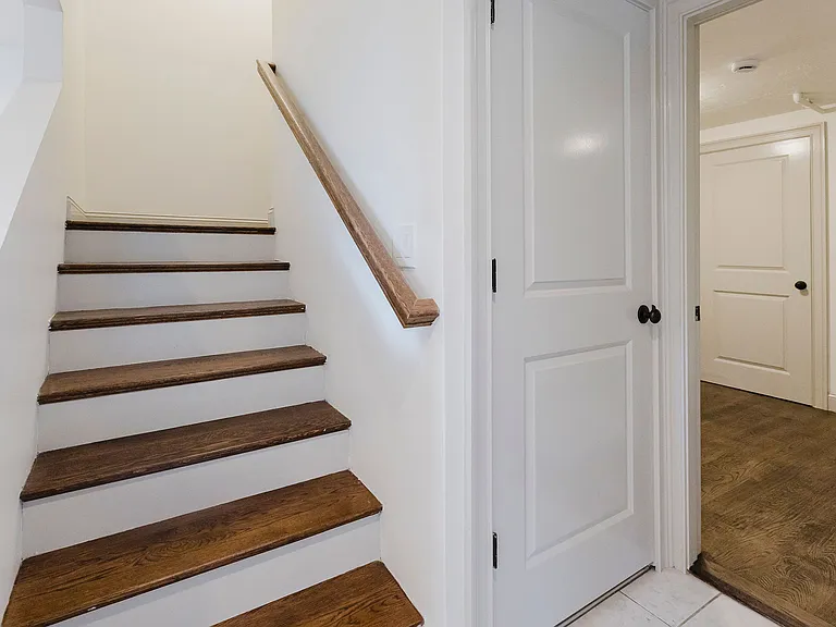2599 Washington St — Photo 10