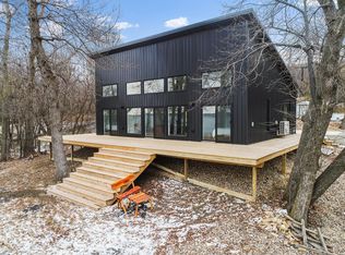 5222 Island View Dr, Browns Valley, MN 56219