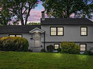 605 Candlewood Dr, Greensboro, NC 27403