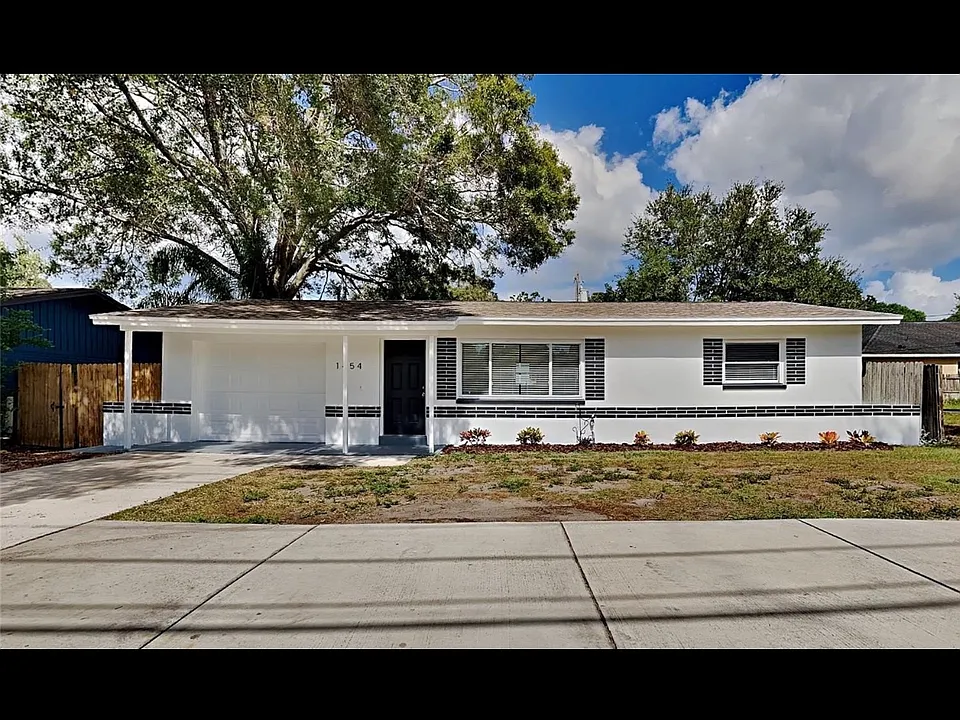 1454 Michigan Blvd