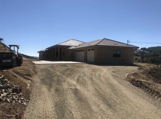 9505 Circle R Dr, Valley Center, CA 92082