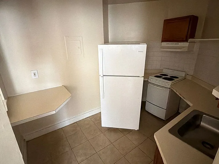 St. Jude Apartments — Photo 44