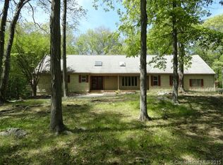 1 Pine Hill Rd, Woodbridge, CT 06525