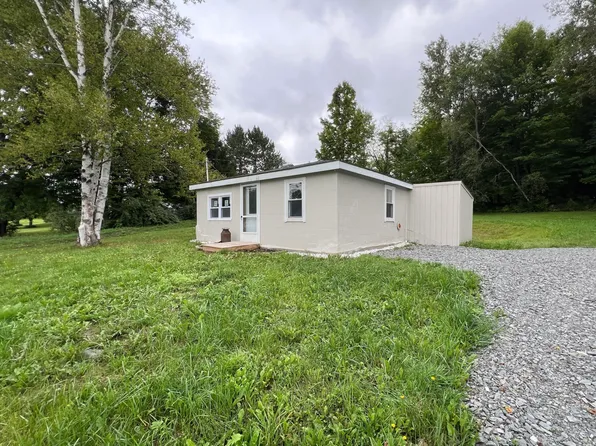519 Essex Street, Dover-Foxcroft, ME 04426