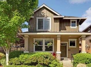 337 NE Edgeway Dr, Hillsboro, OR 97006
