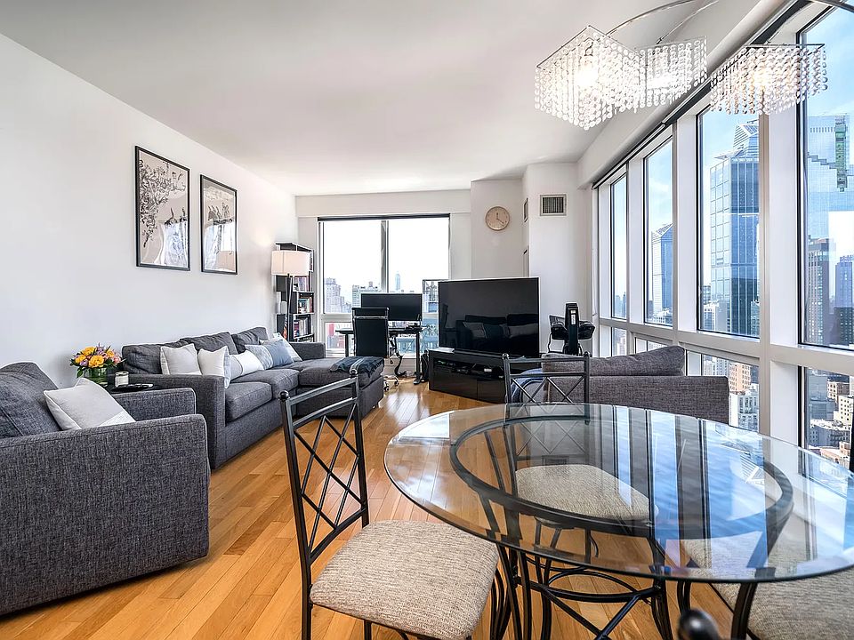 1st image of 350 W 42nd St APT 36H