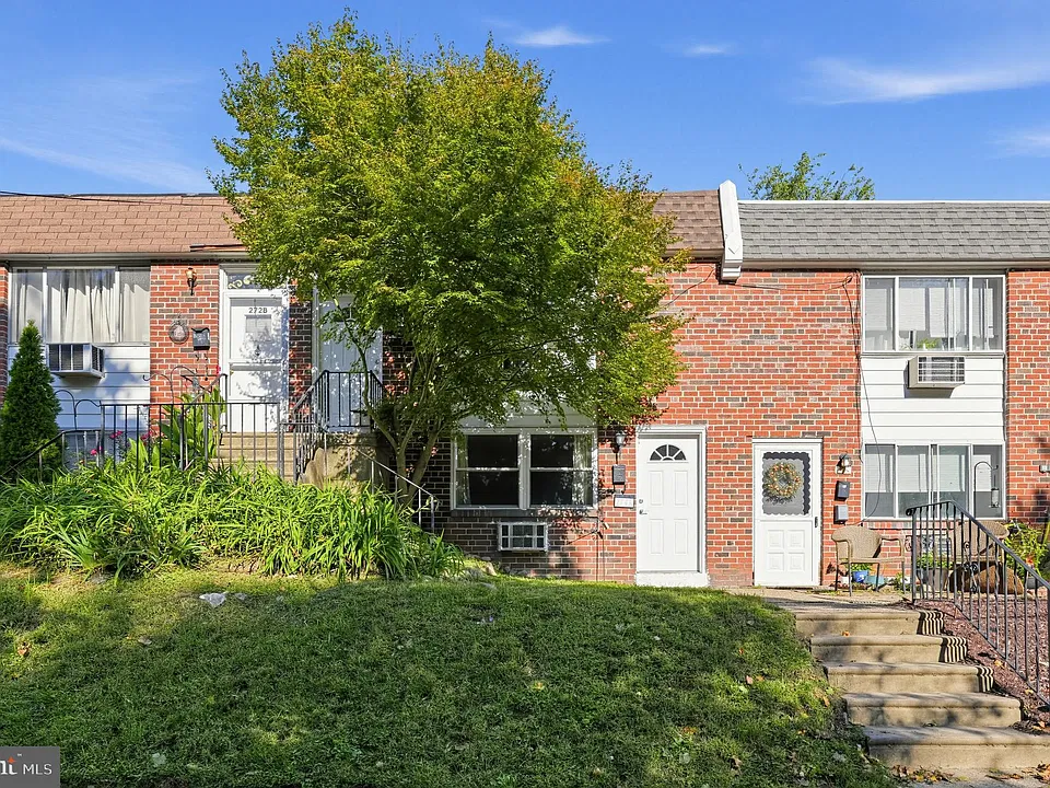 274 Greenough St #1