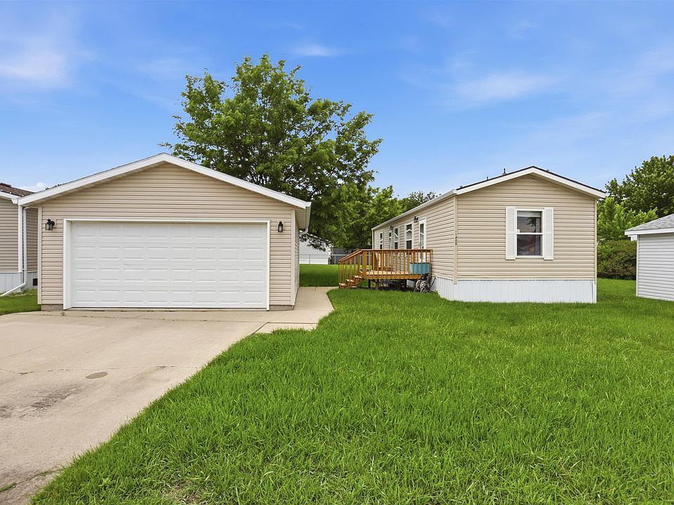 1st image of 1405 E Ivy Pl