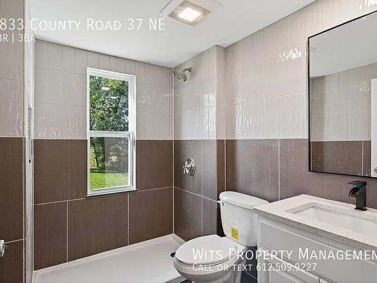 8833 County Road 37 NE — Photo 14
