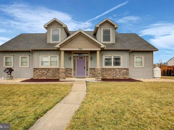 702 Southwood Dr, Shippensburg, PA 17257