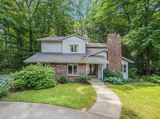 273 Portchester Rd, Holland, MI 49424