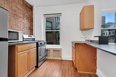 Rented by Cooper & Cooper Real Estate