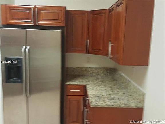 5th image of 16402 NW 22nd St