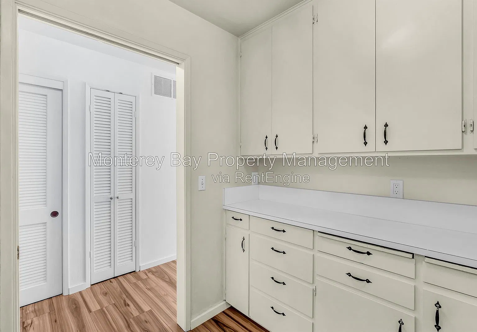 2 bed, 2.0 bath, 950 sqft, $3,395 — Photo 4
