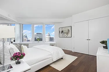 Rented by Manhattan Miami Real Estate