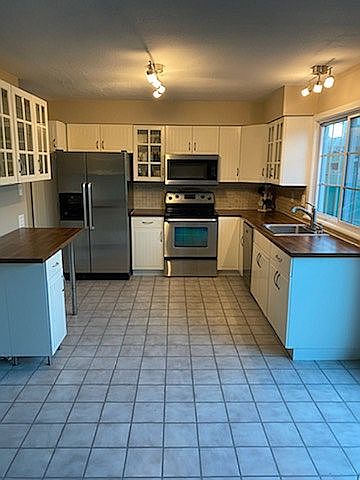 1st image of 7514 Leeward Dr