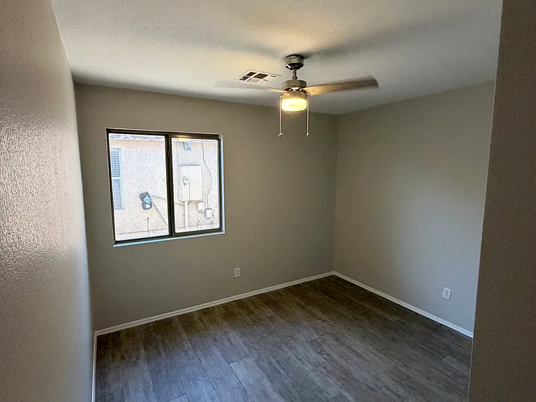 15716 N 138th Ln — Photo 12