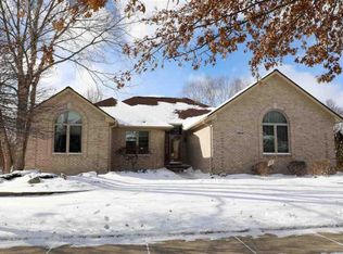 2854 Plymouth Dr, Shelby Township, MI 48316