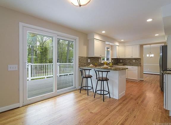 2nd image of 67 Oakwood Dr