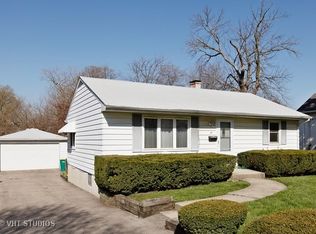 6 Westend Ave, Westmont, IL