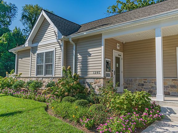 Leasing and Management Office