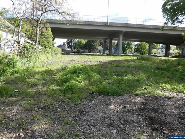 1370 Leslie St SE, Salem, OR 97301