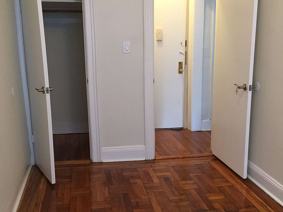 1st image of 152 W 44th St APT 8B